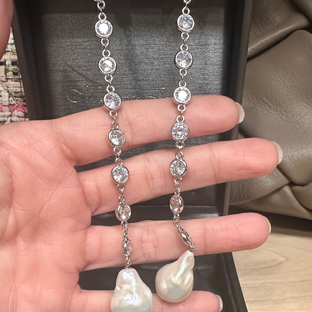 💎 Cultured Baroque Pearl & Crystal Lariat